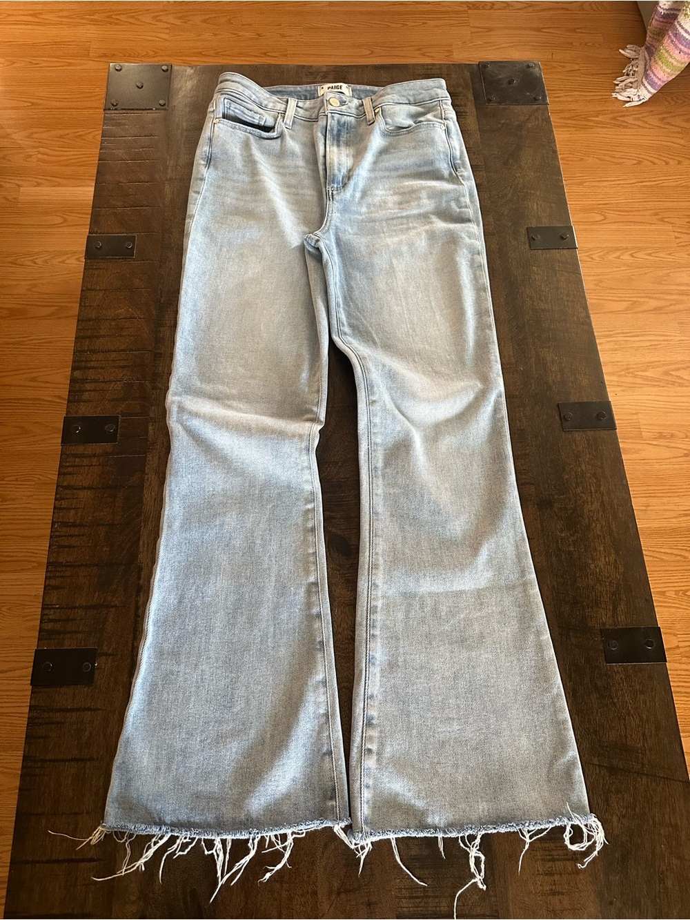 Light Wash Paige Denim Women's Flared Jeans - Vintage Style